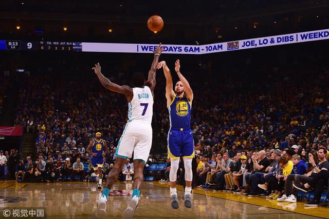  班凯罗新高得分魔术客场不敌活塞遭遇连败