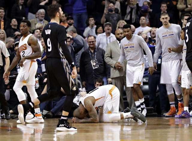  狼队防守体系严密，全场压迫让对手失误连连